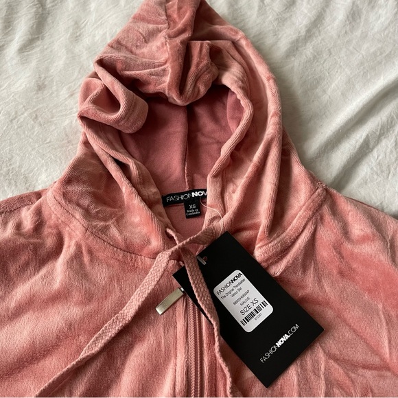 Brand new set - Picture 7 of 8